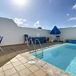 Villa Rosa Gadis Costa Teguise