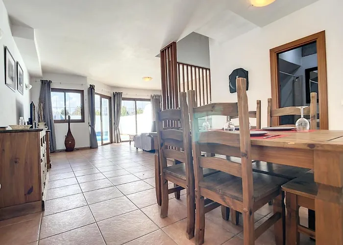 Вилла Rosa Gadis *