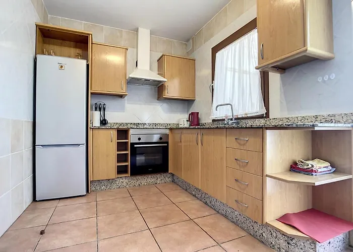 Rosa Gadis Коста-Тегисе